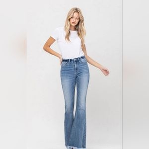 NWOT - Vervet High Rise Flare Raw Hem Jean - Size 13/31 - New Never Worn